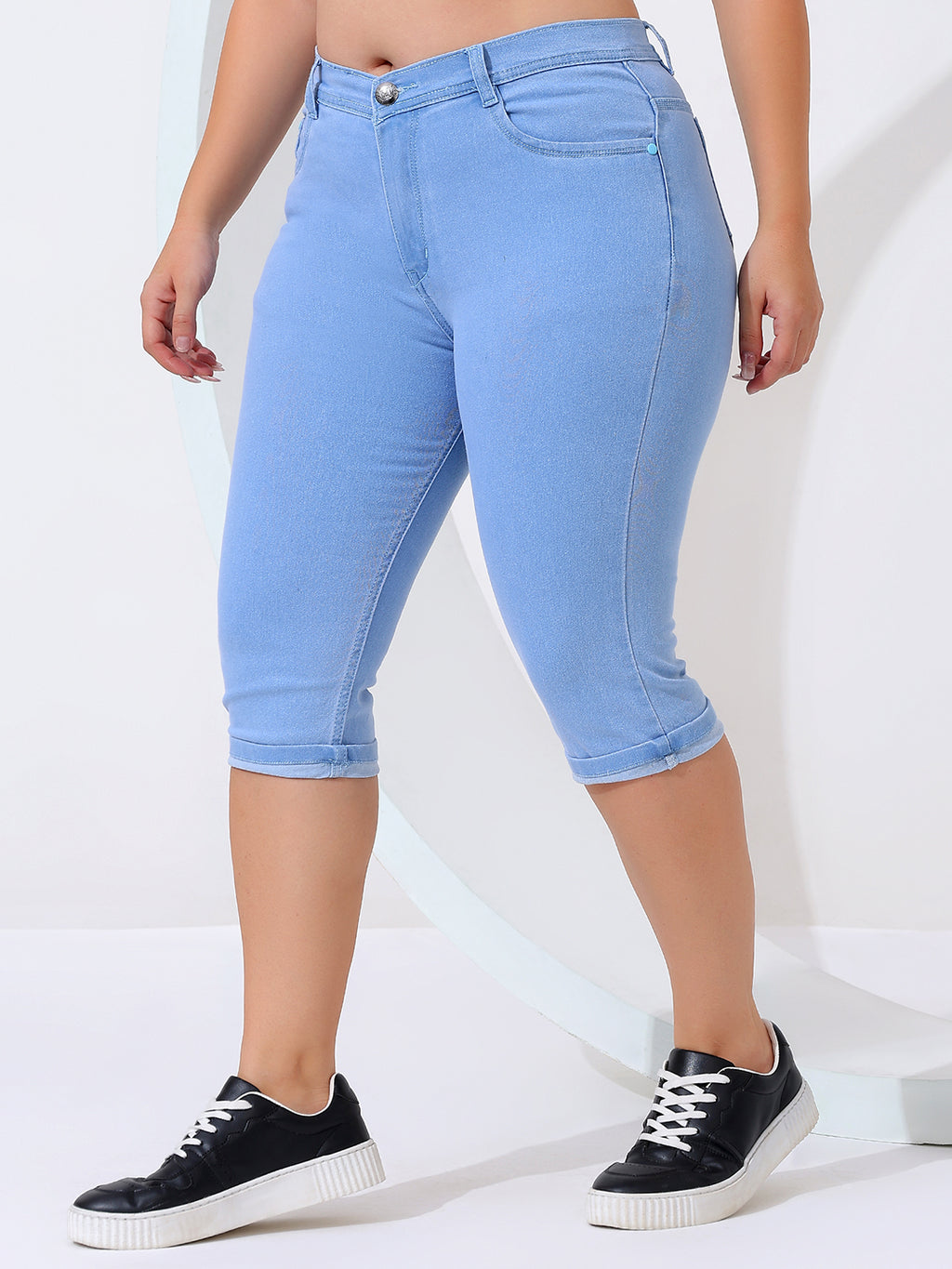 Plus Size Skinny Fit Capris