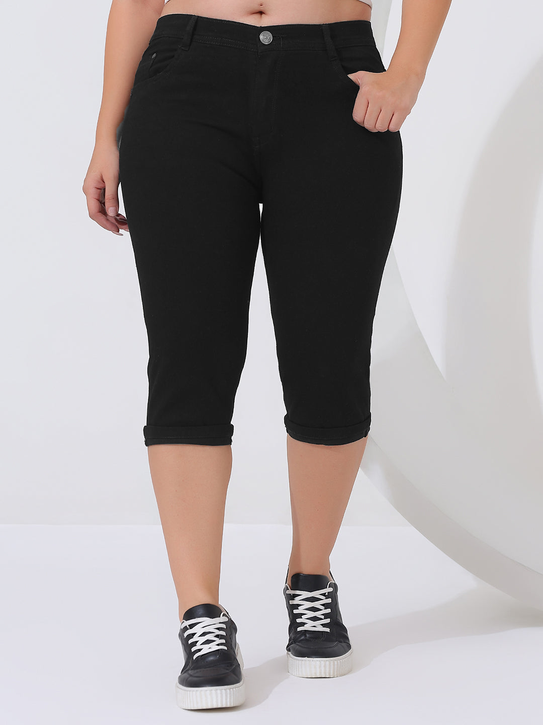 Plus Size Skinny Fit Capris
