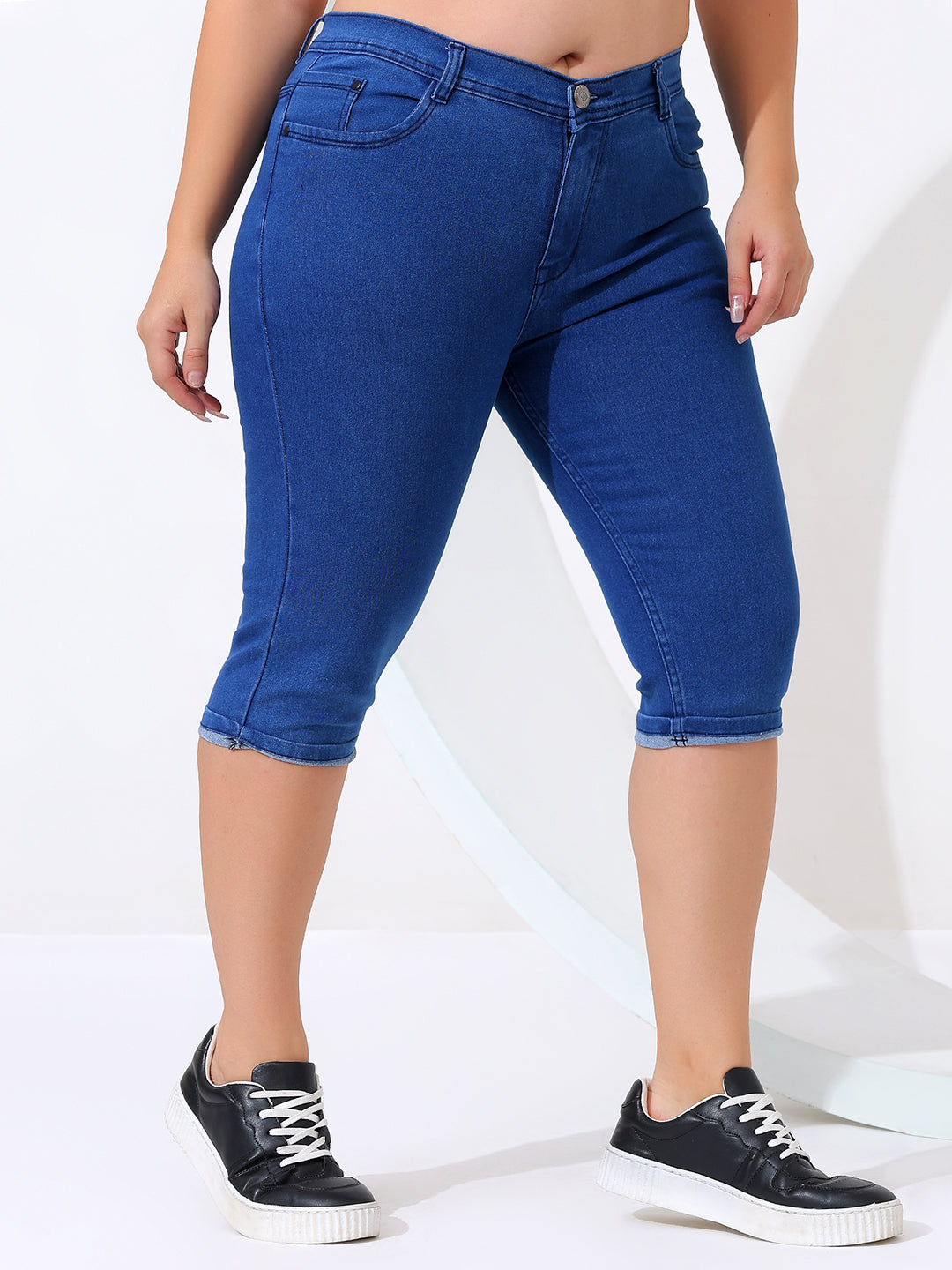 Plus Size Skinny Fit Capris