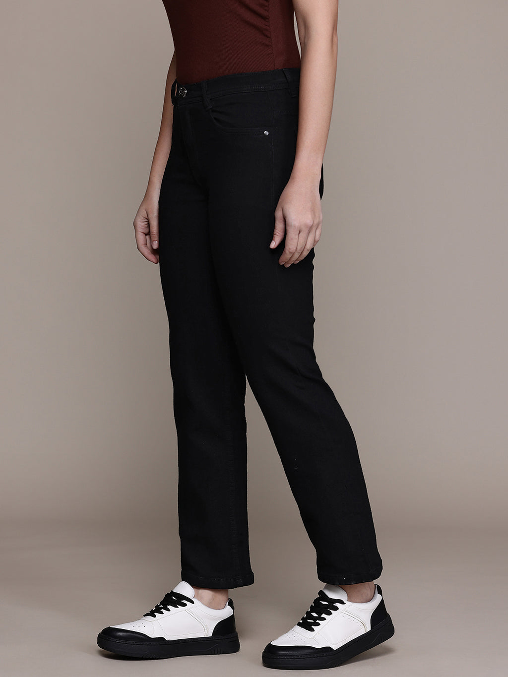 Stretchable Straight Fit Jeans Knitted Fabric