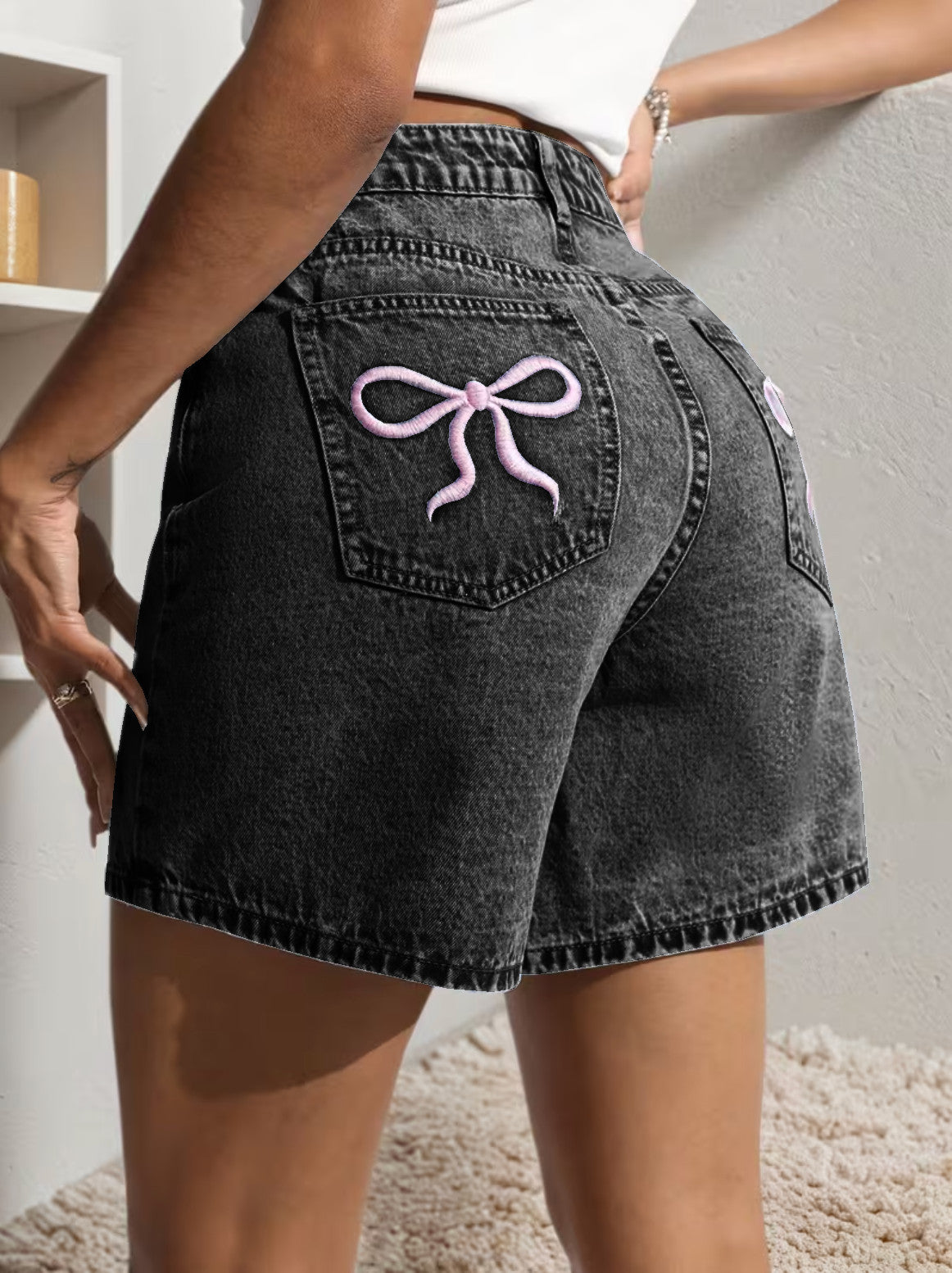 Relaxed Fit Shorts with pink bow tie at back pocket