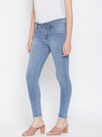 Load image into Gallery viewer, Stretchable with frayed hems Bata Blue Jeans - NiftyJeans
