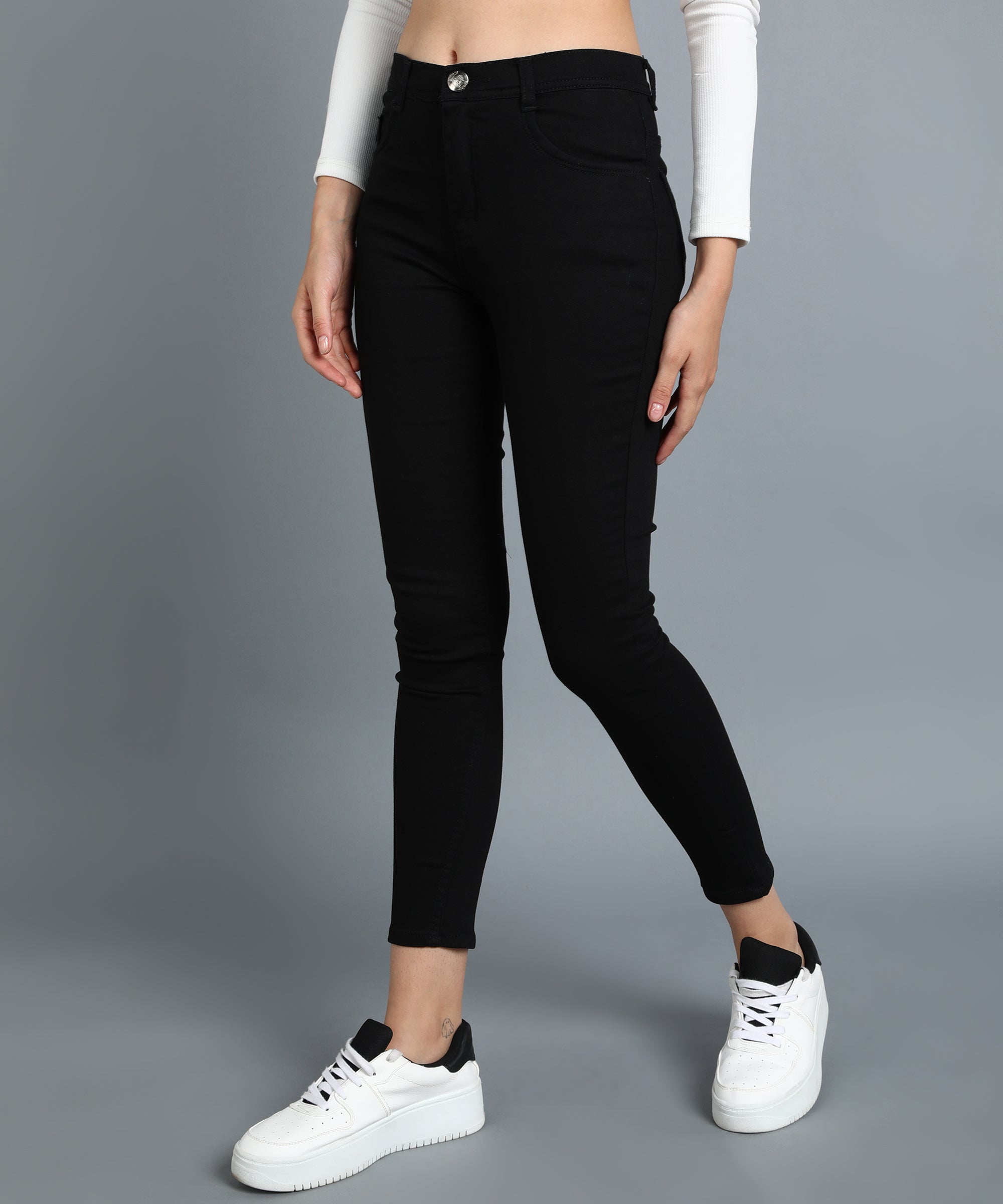 Jet black slim fit 5- pocket high rise jeans, clean look, zip fly with button closure, waistband with belt loops